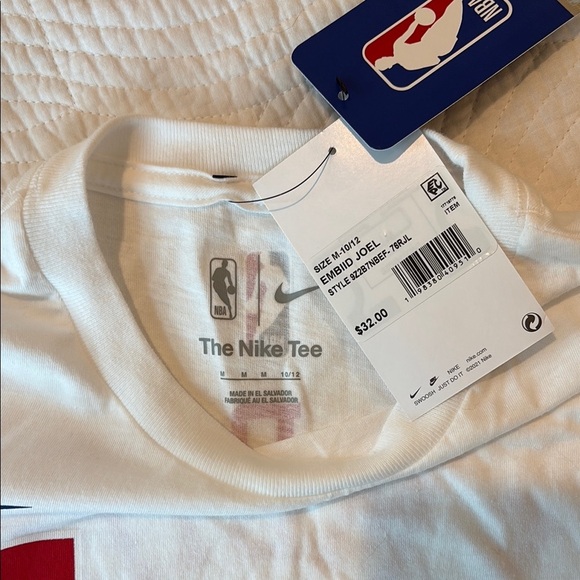 BNWT youth Nike Sixers Embiid tee, size M (10/12) - Picture 3 of 3